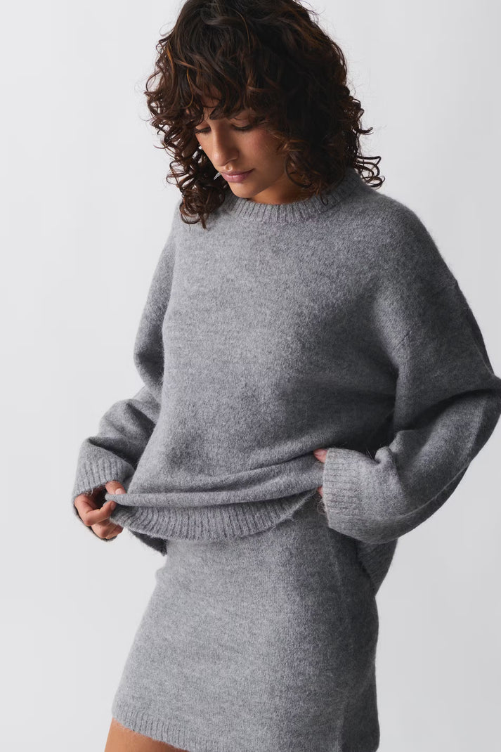 ALMON - Knitted Sweater - Grey